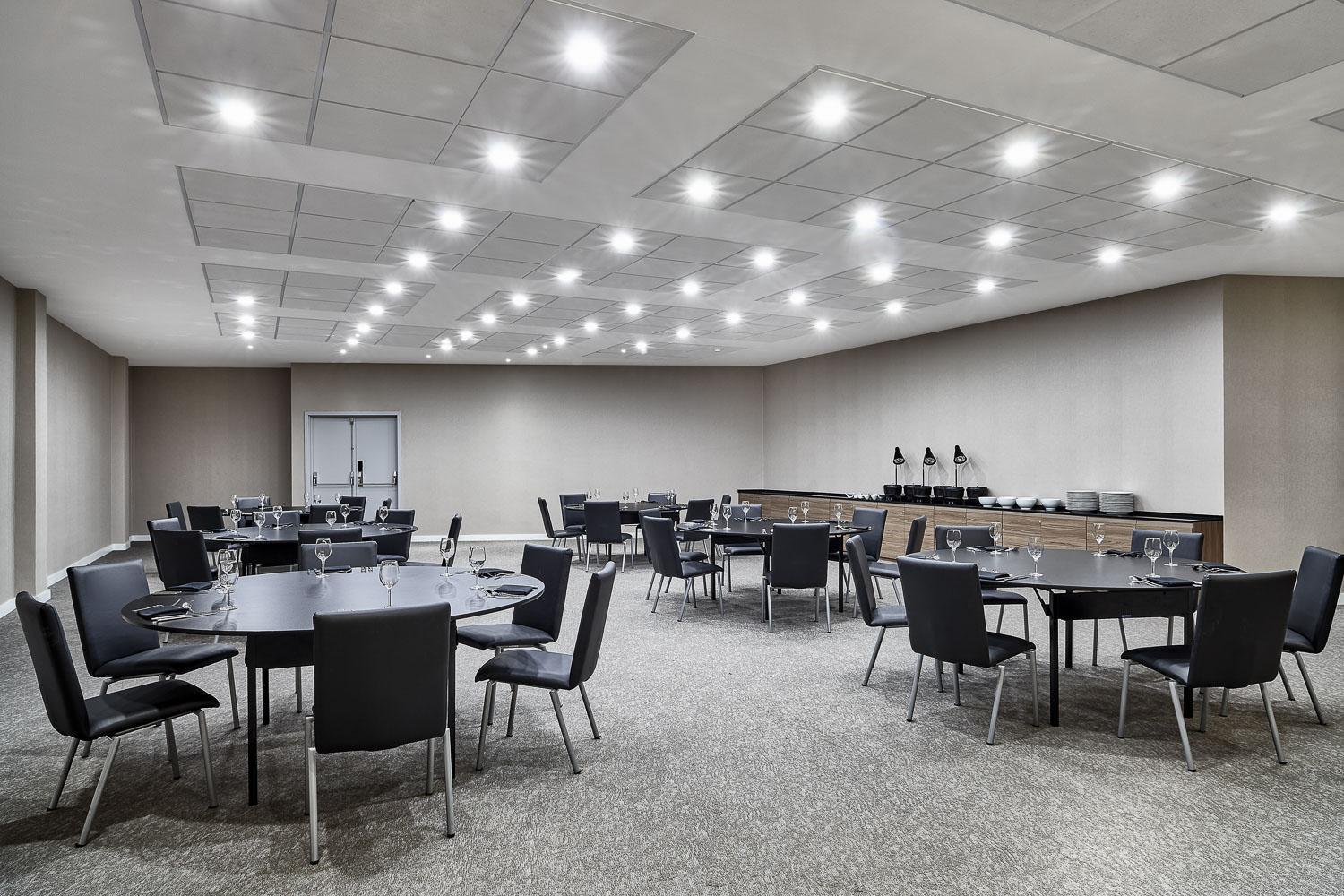 Hotel Radisson Rio De Janeiro Barra Exterior foto Meeting room